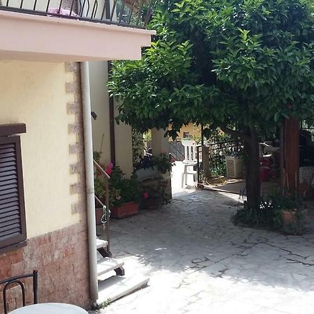 Casa Swami Apartment Специя Екстериор снимка