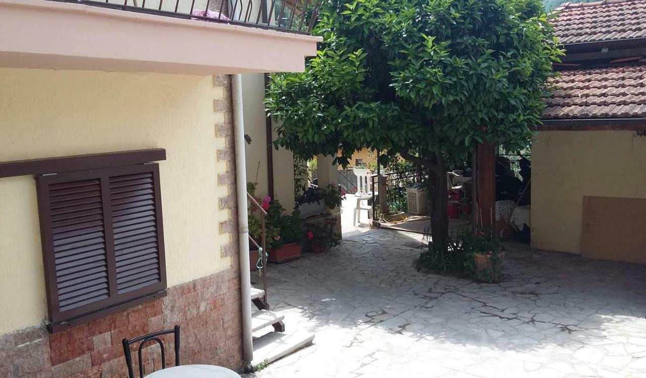 Casa Swami Apartment Специя Екстериор снимка